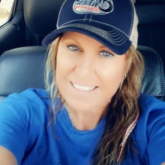 Meet your Posher, Lisa - Picture 1 of 1